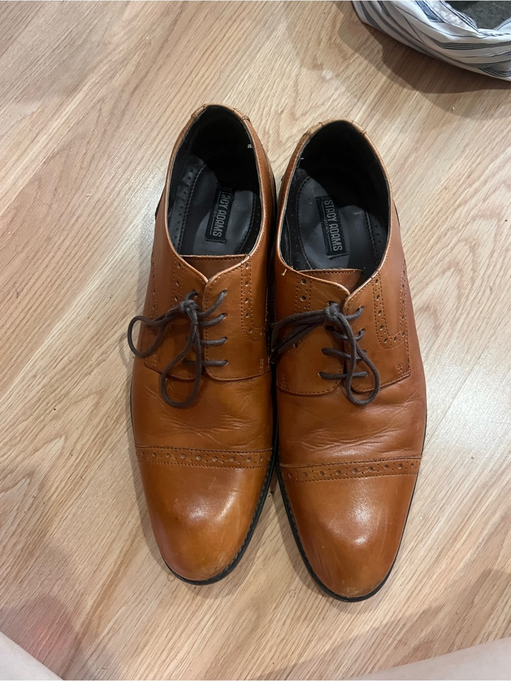 Stacy Adam’s  Brown Leather Cap-Toe Derbys